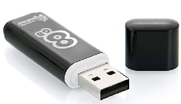 USB  SMARTBUY (SB8GBGS-K) 8GB GLOSSY SERIES BLACK
